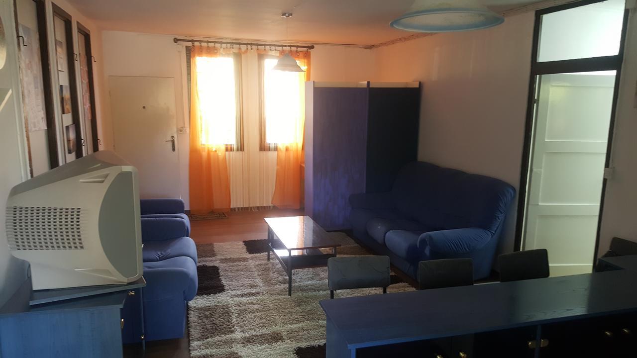 Hostel Belgrade Shungit Dragana Jeftica Br 10 Luaran gambar